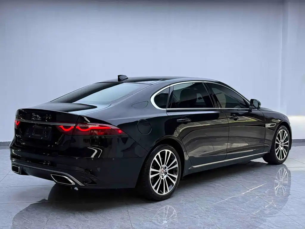 Jaguar XFL 2024