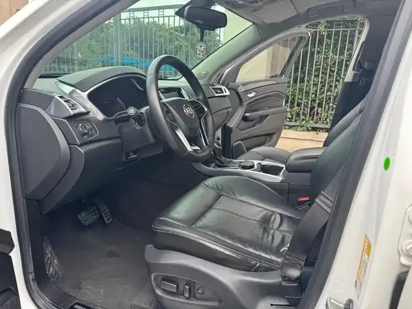 Cadillac SRX 2014