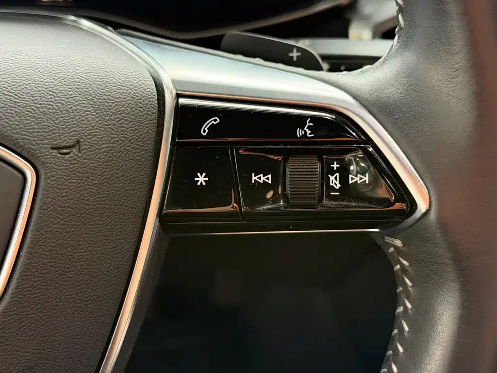 Audi A6L 2020 — фото 12