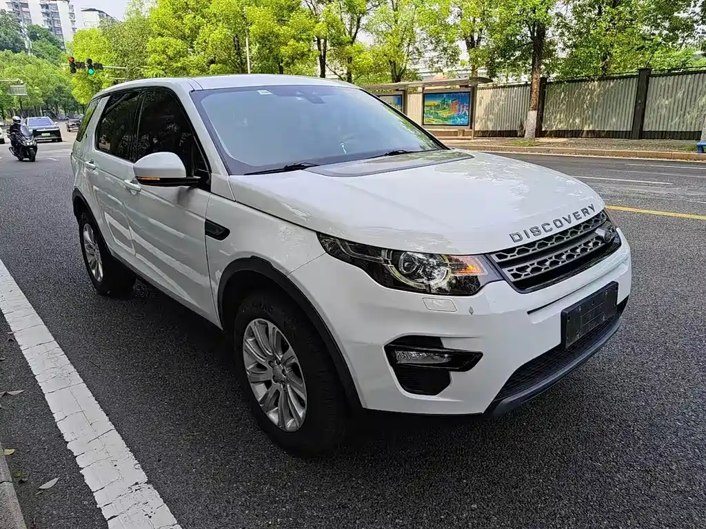 Land Rover Discovery Sport 2020 — фото 3