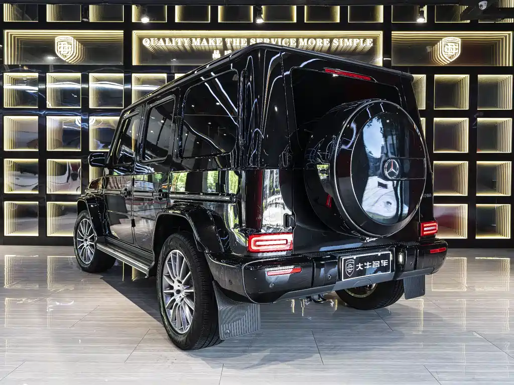 Mercedes-Benz G-Class 2023 — фото 4