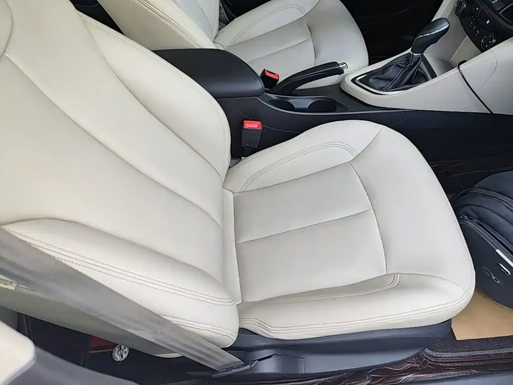 Buick Excelle GT 2020 — фото 20