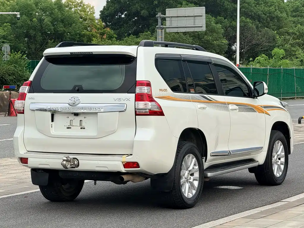 Toyota Prado 2016 — фото 4