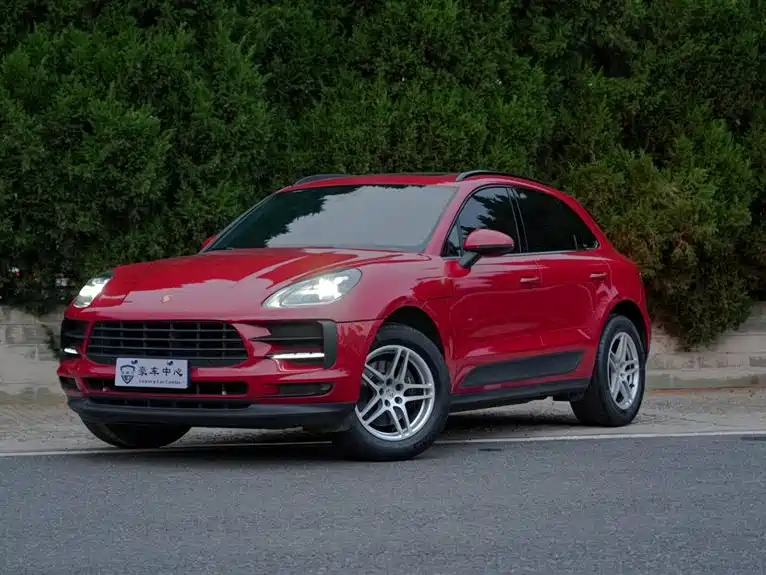 Porsche Macan 2021