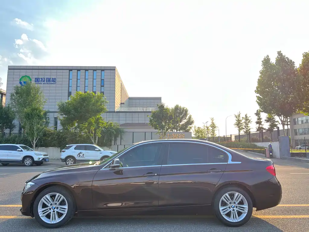 BMW 3 Series 2017