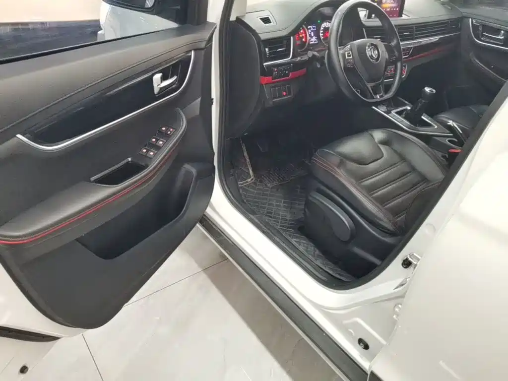 Dongfeng Fengxing SX6 2020 — фото 16
