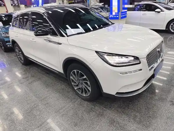 Lincoln Corsair 2023