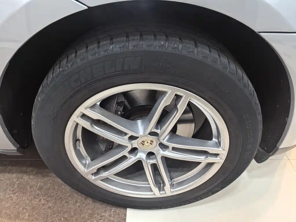 Porsche Macan 2019