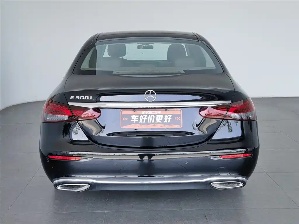 Mercedes-Benz E-Class 2022