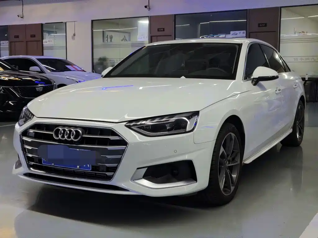 Audi A4L 2021