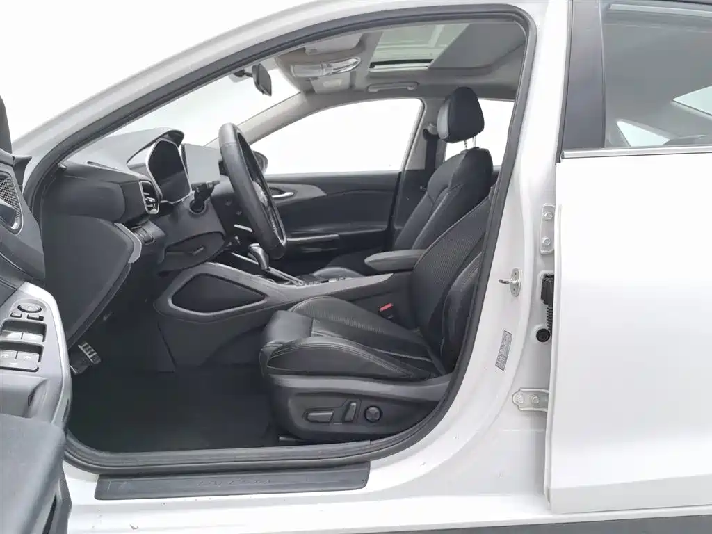 Hyundai Fista 2020 — фото 10