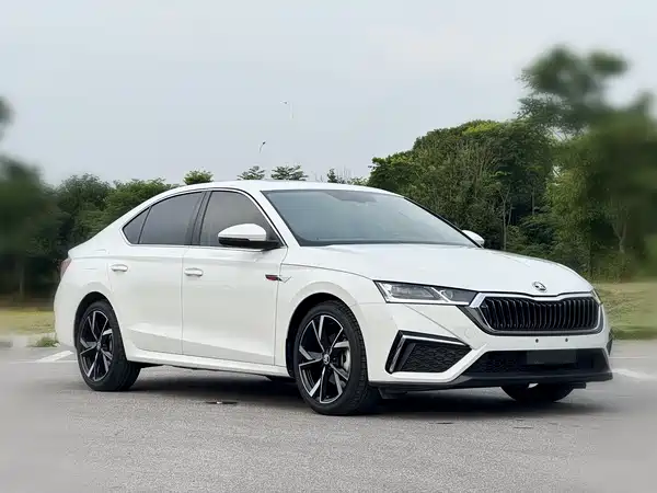 Skoda Octavia 2023