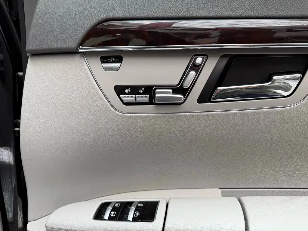 Mercedes-Benz S-Class 2011 — фото 19