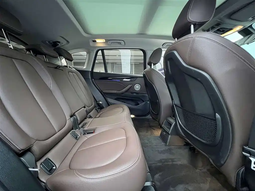 BMW X1 2022 — фото 18