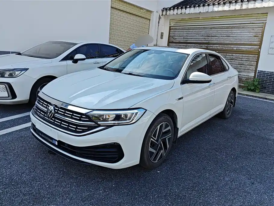 Volkswagen Sagitar 2023