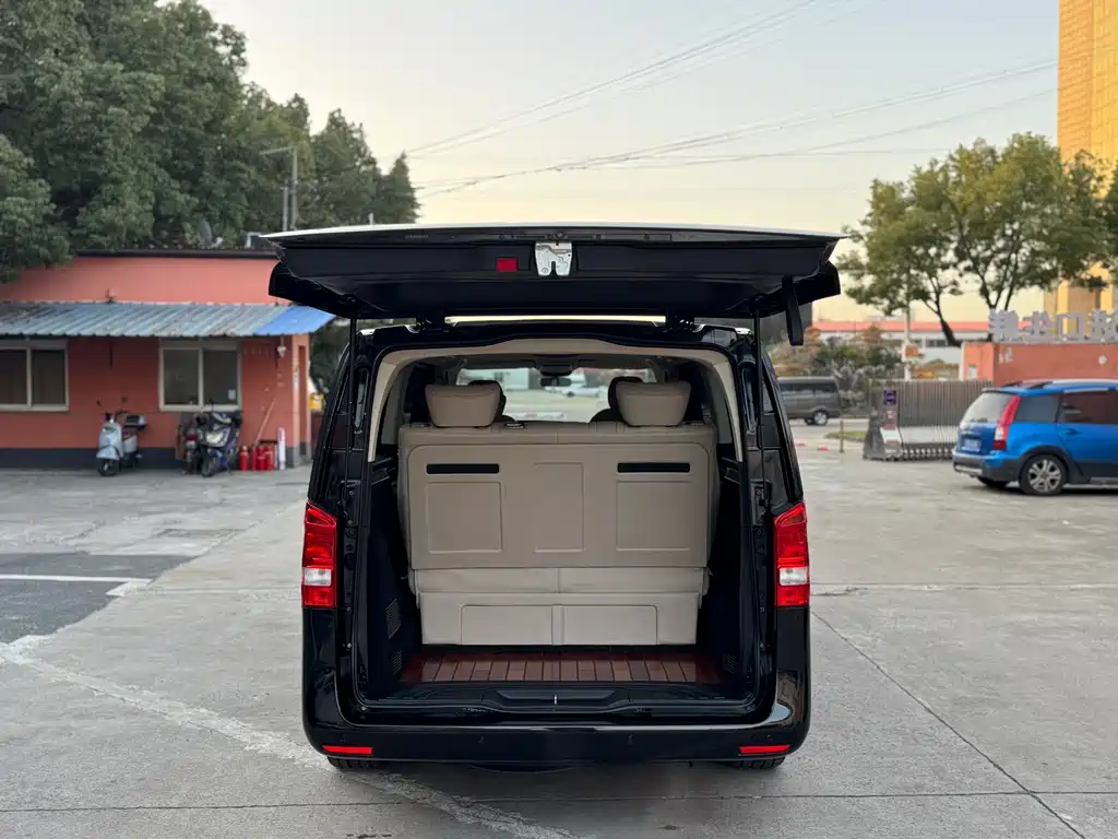 Mercedes-Benz Vito 2018 — фото 19