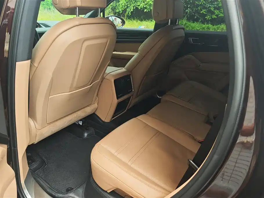 Porsche Cayenne 2018 — фото 11