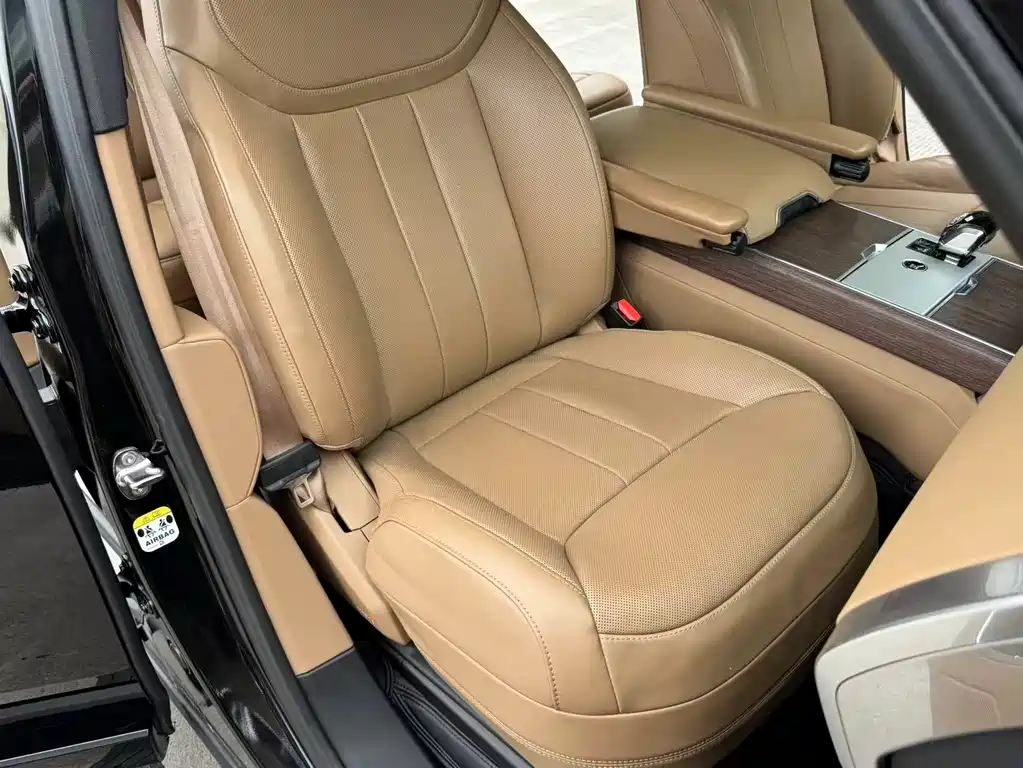 Land Rover Range Rover 2024 — фото 12