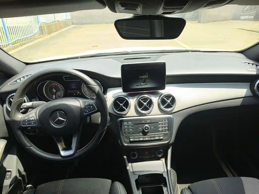 Mercedes-Benz CLA 2016 — фото 10