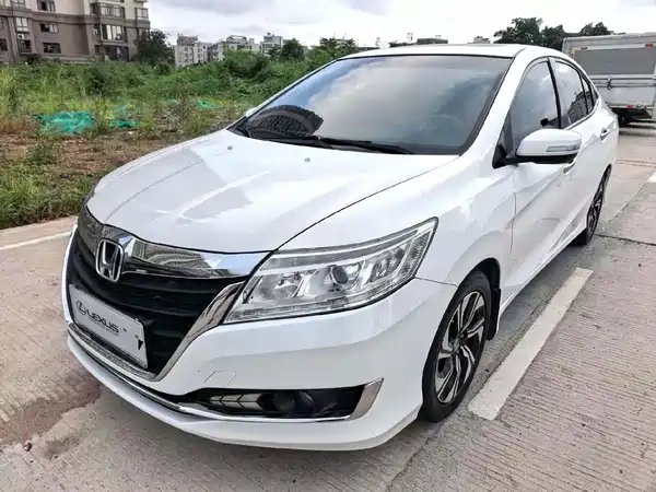 Honda Crider 2016