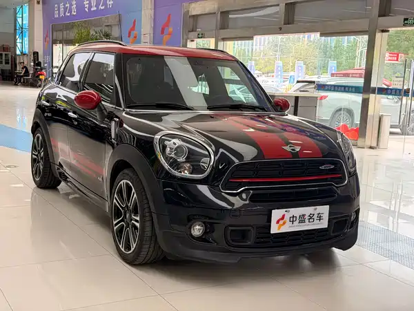 MINI JCW COUNTRYMAN 2015