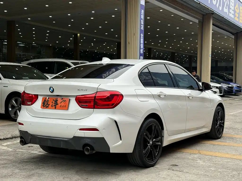 BMW 1 Series 2022