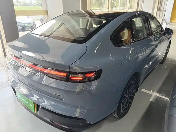 Leapmotor B01 2025