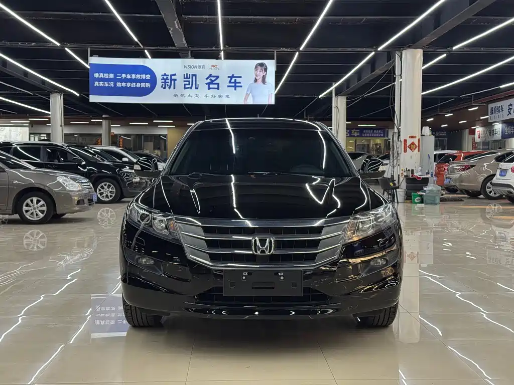 Honda Crosstour 2012 — фото 2
