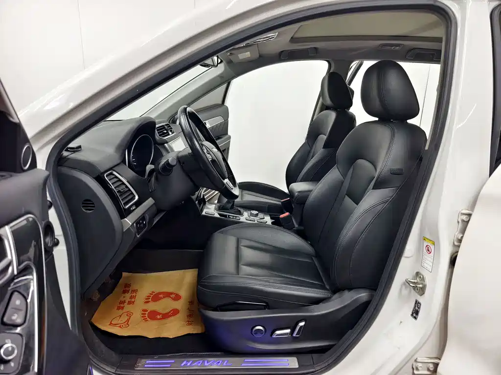 Haval H6 Coupe 2016 — фото 11
