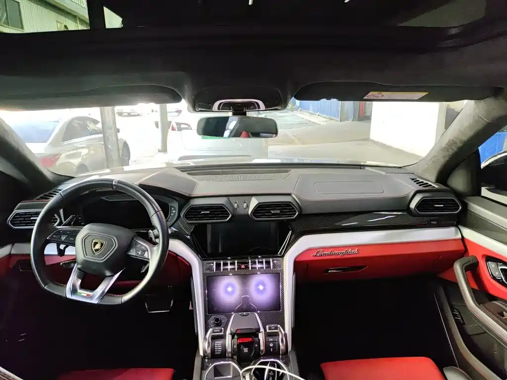 Lamborghini Urus 2020 — фото 3