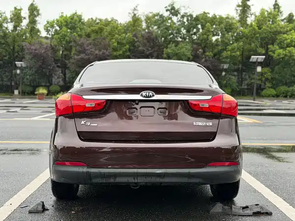Kia K3 2013