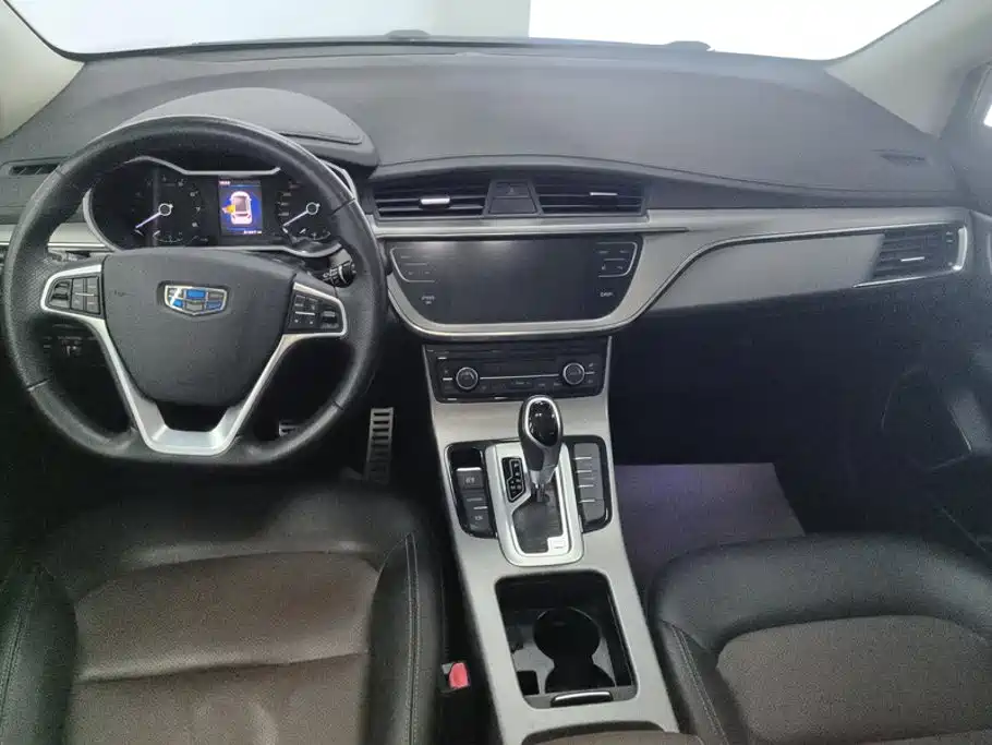 Geely Emgrand GS 2019 — фото 12