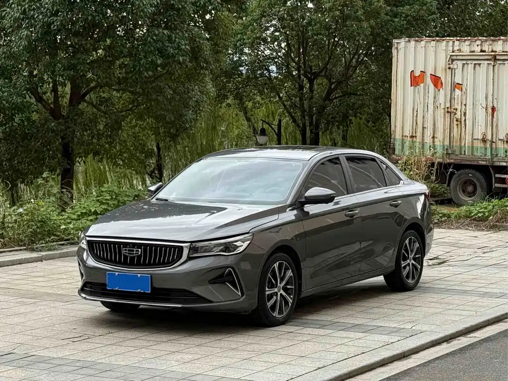 Geely Emgrand 2023 — фото 1
