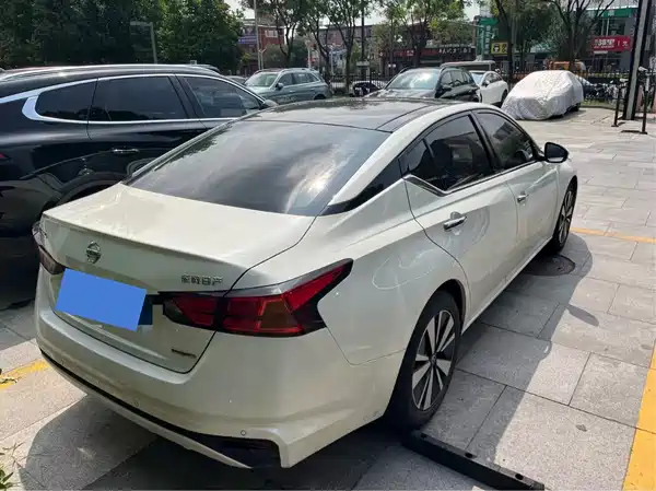 Nissan Teana 2021