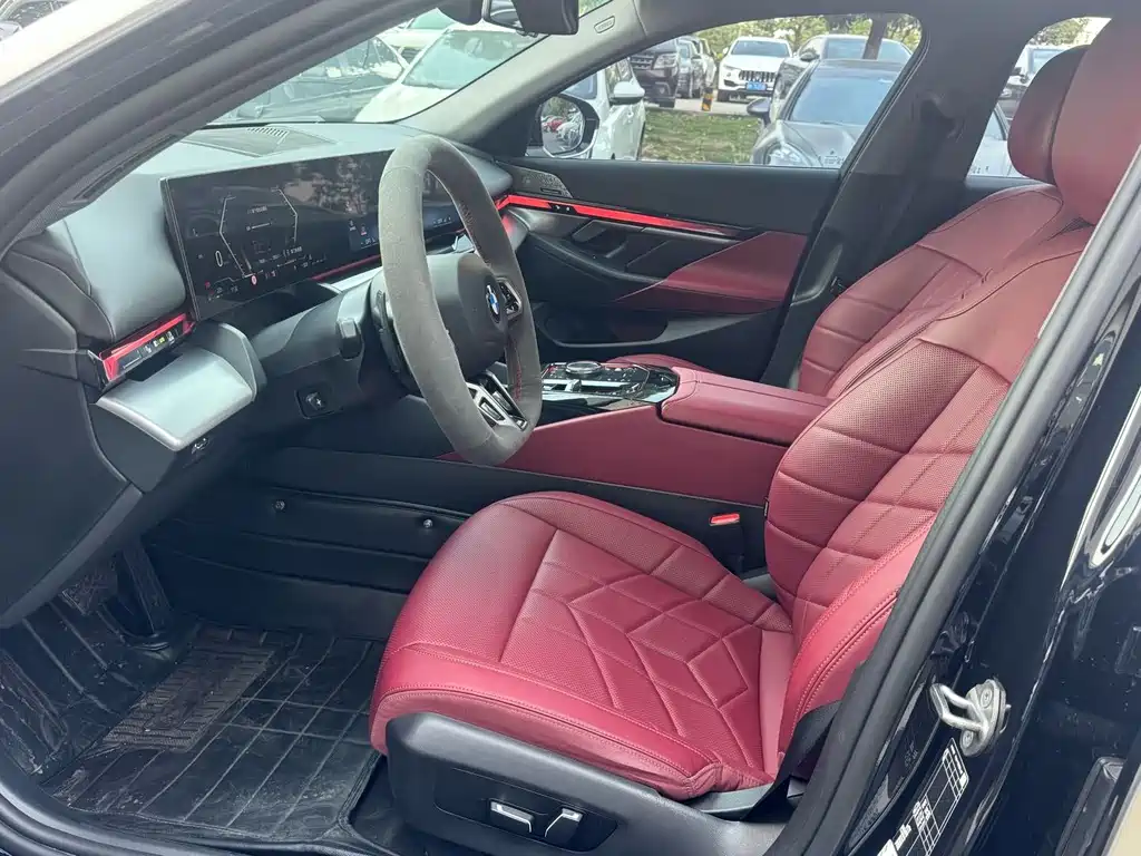 BMW 5 Series 2024