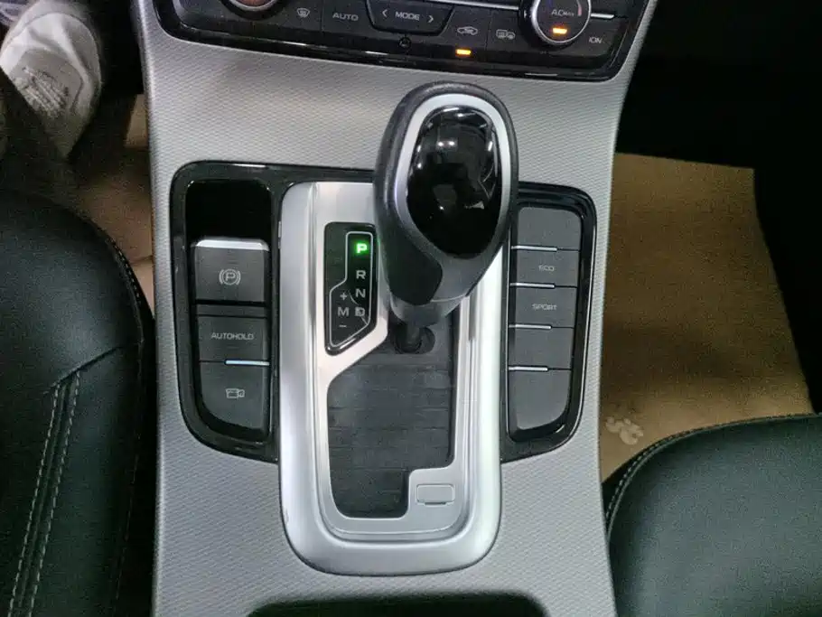 Geely Emgrand GS 2019 — фото 16