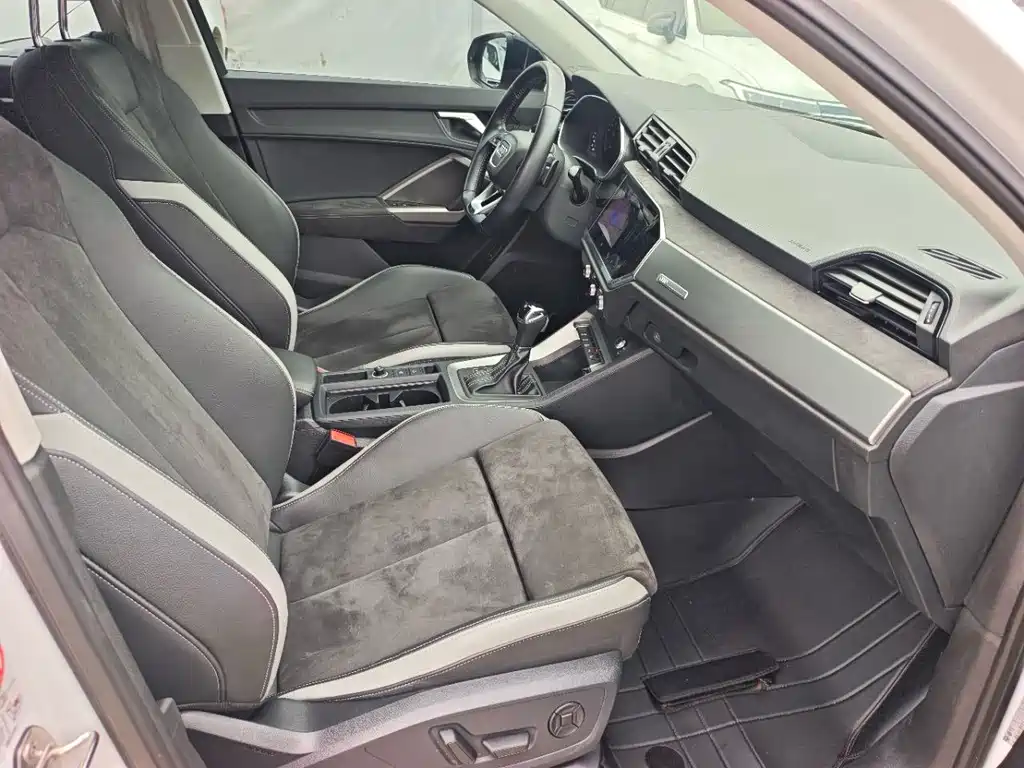 Audi Q3 2021
