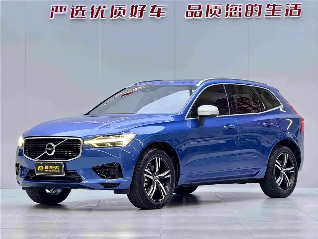 Volvo XC60 2019 — фото 1
