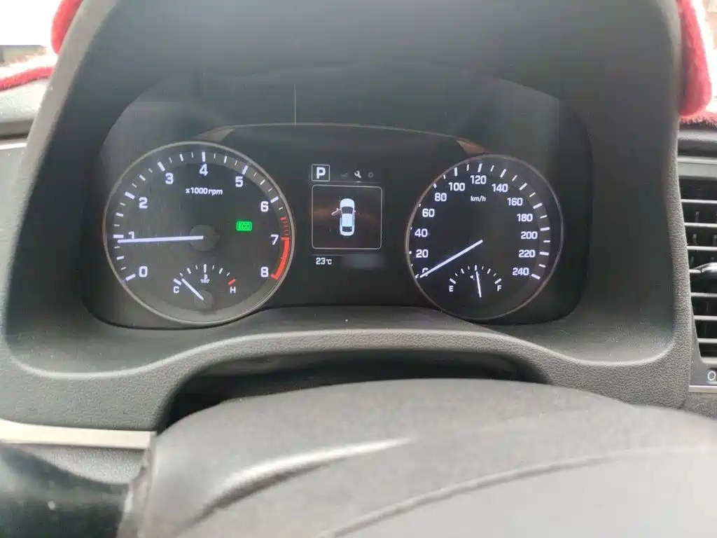 Hyundai Elantra 2017 — фото 4