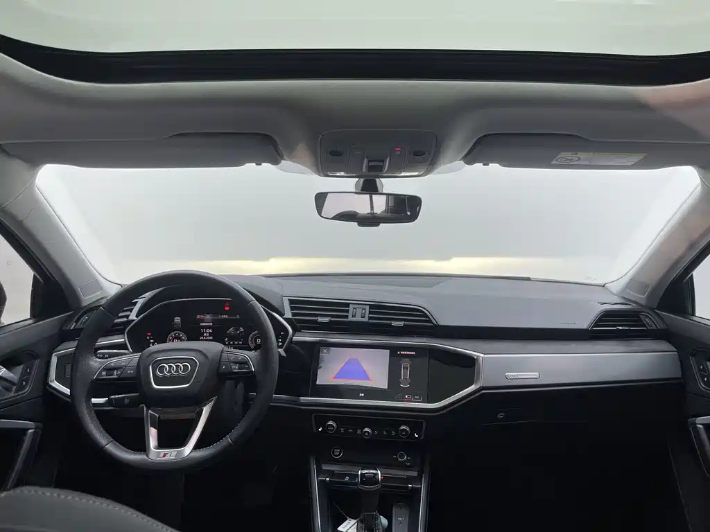 Audi Q3 Sportback 2022 — фото 23