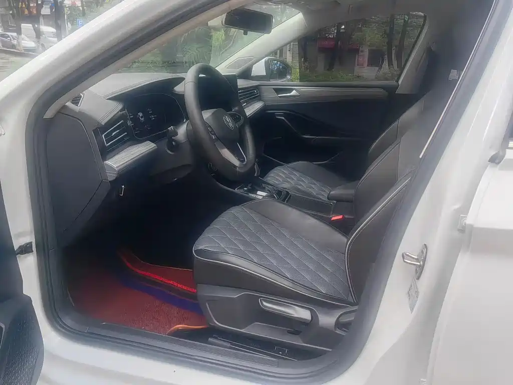 Volkswagen Sagitar 2023