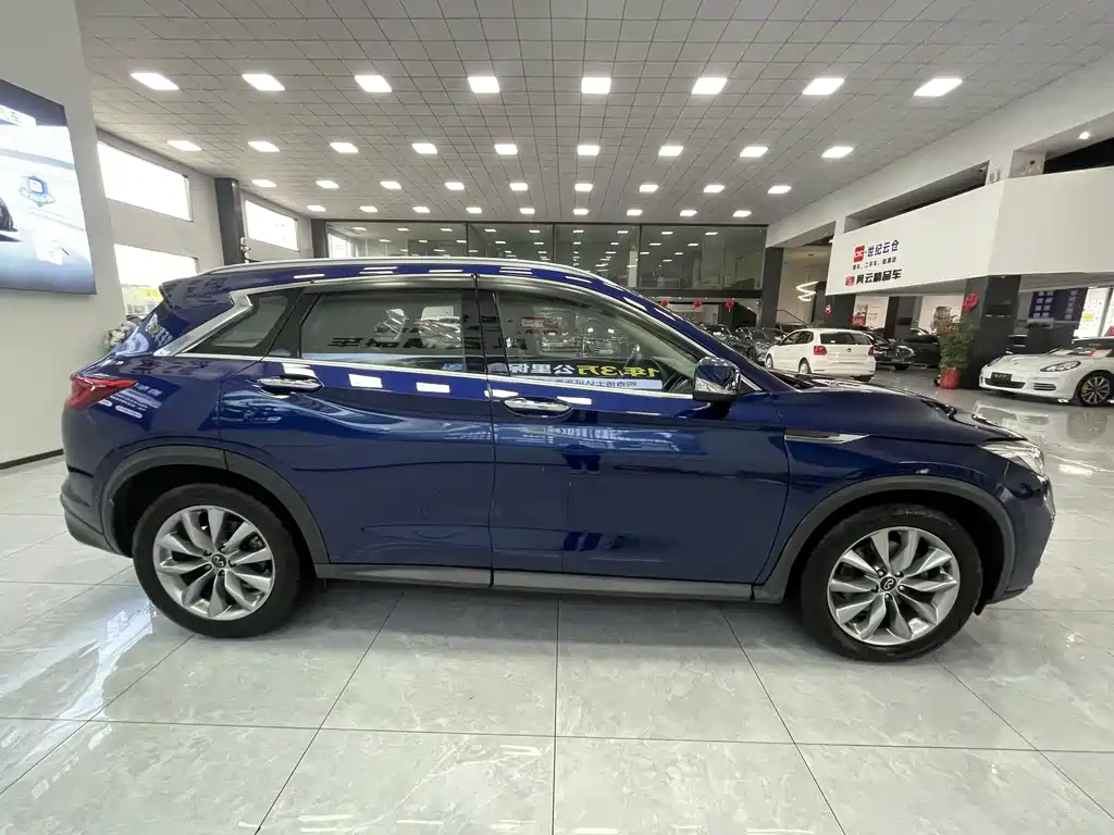 Infiniti QX50 2020