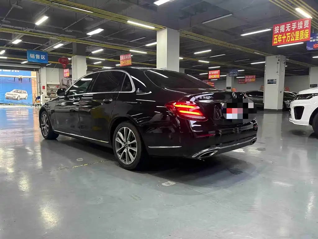 Mercedes-Benz E-Class 2018 — фото 14