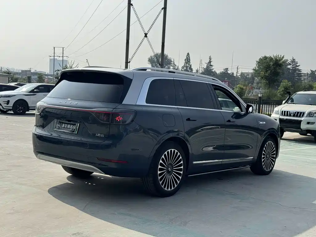 AITO M9 2024 — фото 7
