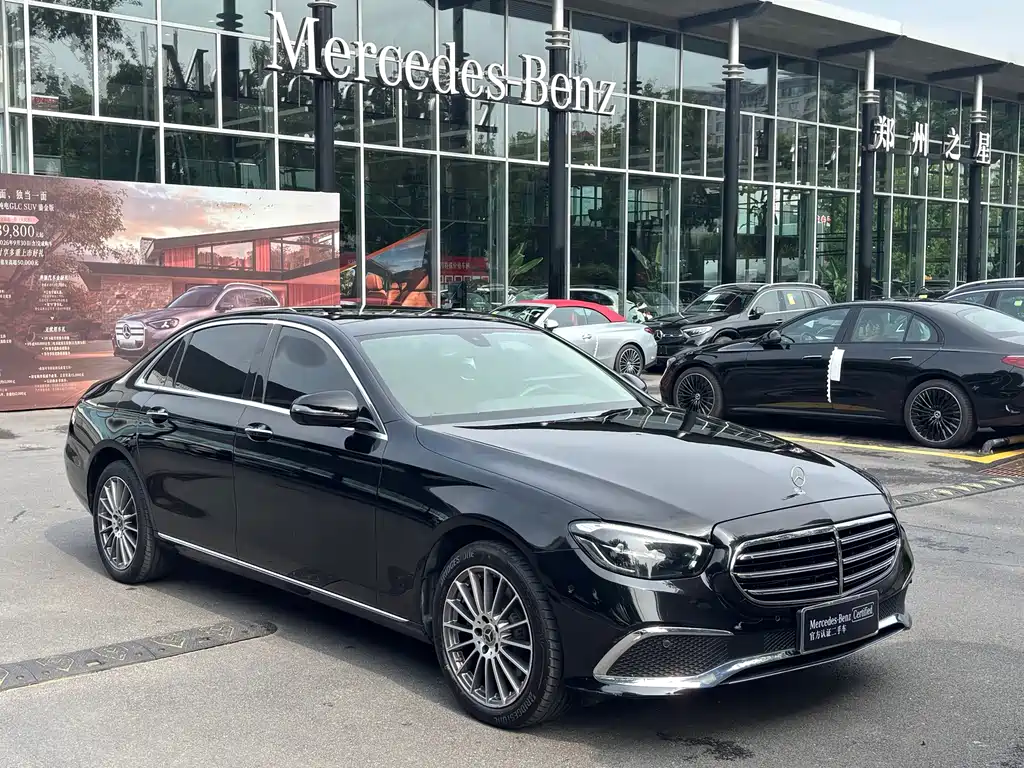 Mercedes-Benz E-Class 2022