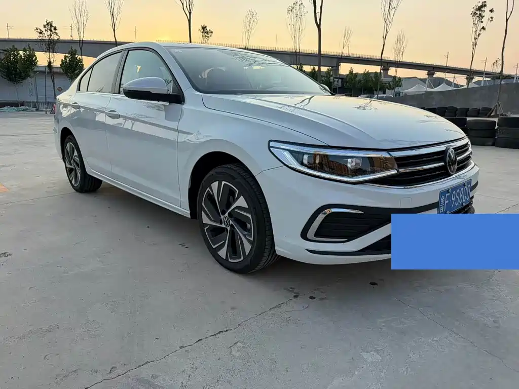 Volkswagen Bora 2025