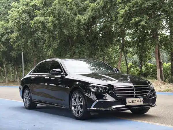 Mercedes-Benz E-Class 2021