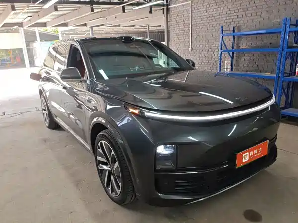 Li Auto L9 2025