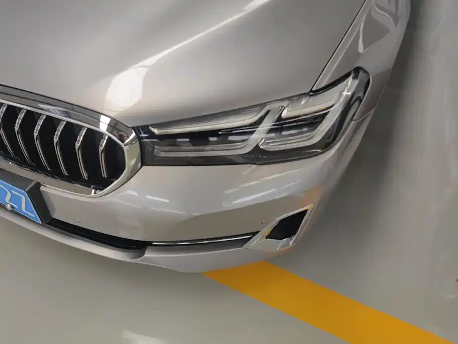 BMW 5 Series 2023