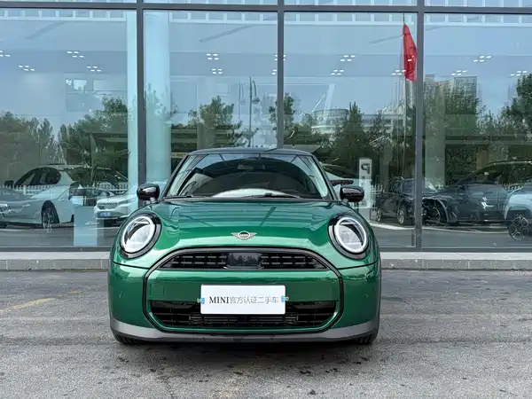 MINI MINI 2026